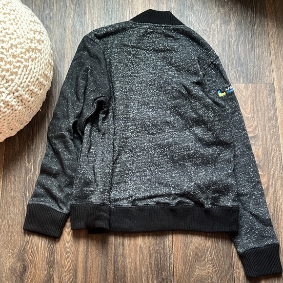 Snapchat Jacket - Picture 5 of 5